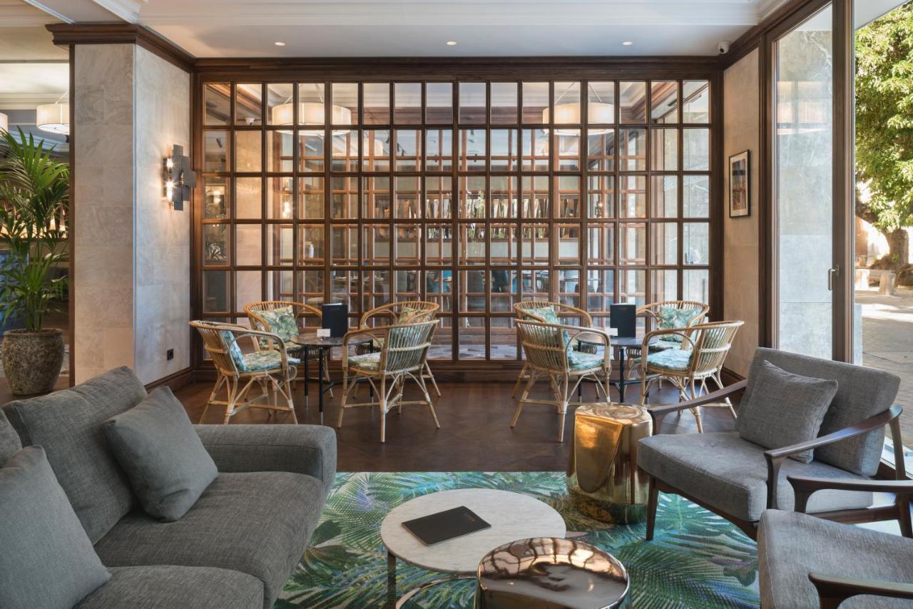El Llorenc Parc De La Mar - Adults Only Palma de Mallorca Buitenkant foto The Library at The Ivy Collection